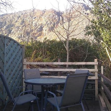 Daisys Cottage. Blaenau Ffestiniog. Exterior photo